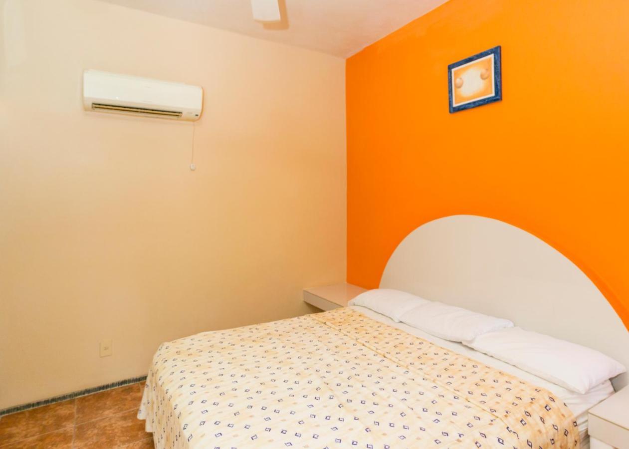 Hotel Cuamatzi Zihuatanejo Kültér fotó