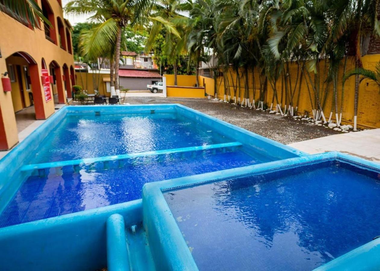 Hotel Cuamatzi Zihuatanejo Kültér fotó