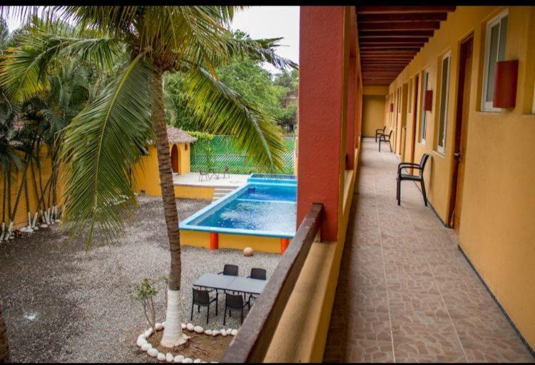 Hotel Cuamatzi Zihuatanejo Kültér fotó